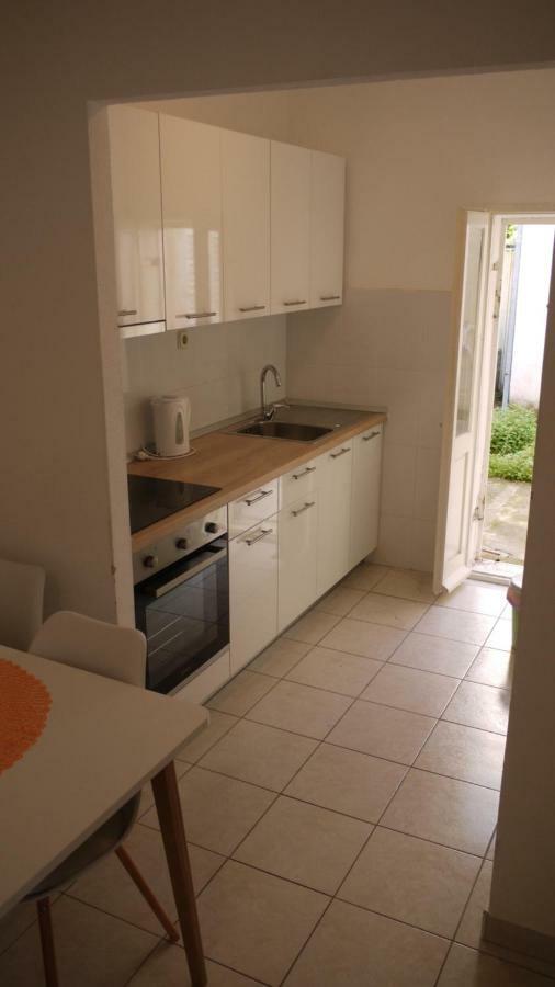 Apartment Tea Макарска Экстерьер фото